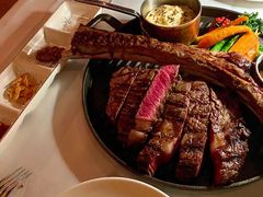 特色澳洲和牛战斧牛排-Kathleen's Waitan 凯圣琳江景西餐厅(外滩店)