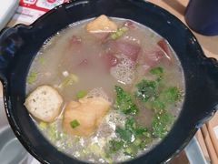 金陵鸭血粉丝汤-弄堂小笼包(西青中北永旺购物中心店)