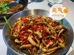 香辣鱿鱼须-费大厨辣椒炒肉(黄兴中心广场店)