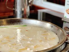 -老来福·非遗酸汤兔(凯旋路店)
