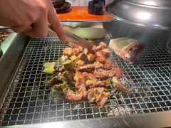 -肉甲韩国木炭烤肉(新壹街1店)