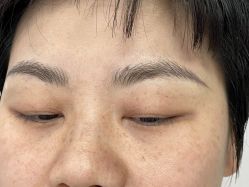 -一个差评成就的纹眉店