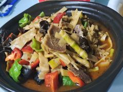 干笋子红烧肉锅-臭鳜鱼人家·老字号徽菜