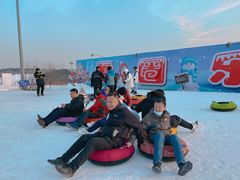 -棋盘山冰雪大世界
