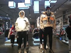 -李宁(大宁国际旗舰店)