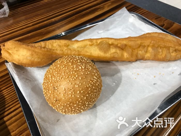 嗲来兮夜市大饼油条图片 