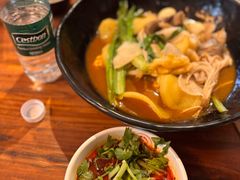 -万记麻辣烫国展总店