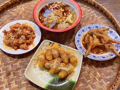 -爆炸头阿姨小四川正宗川味小吃(无任何分店)
