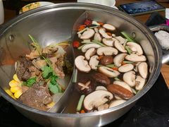 -牛焱·贵州黄牛肉火锅(城西银泰店)