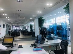 -上海宝宁宝马4S店