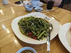 -拉威海鲜市场