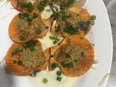 -四川小胡子海鲜(丁村万人海鲜广场店)