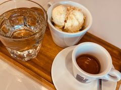 -LAVAZZA拉瓦萨咖啡(中航城君尚购物中心店)