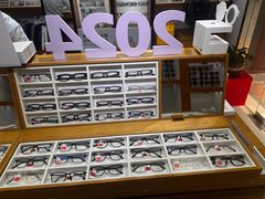 -沪睛眼镜蔡司官方授权店(金桥佳林路店)