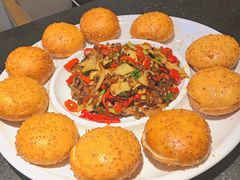 -万重锦·人文川菜馆(骡马市店)