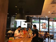 大堂-汉堡王(华润五彩城店)