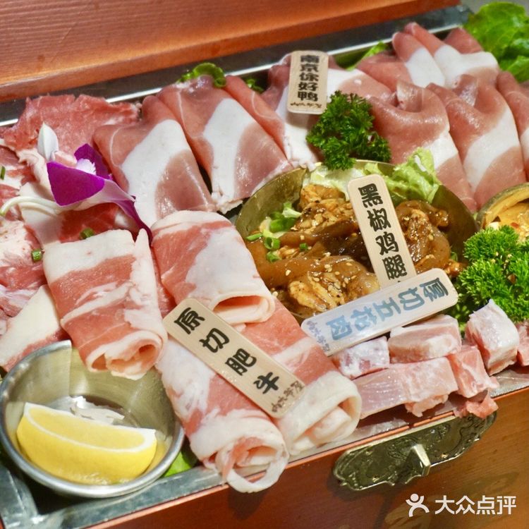 南京特色复古烧烤屋🥓凡尔赛芝士棒狂吃一盘