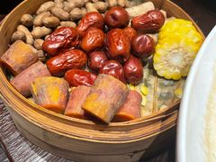 -丽华园·武汉地标楚菜餐厅(青山江滩店)