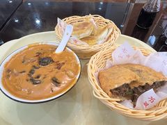 -方中山胡辣汤(顺河路店)