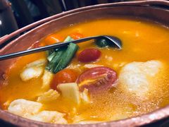 版纳野果酸汤鱼-云海肴·汽锅鸡·云南菜(美罗城店)