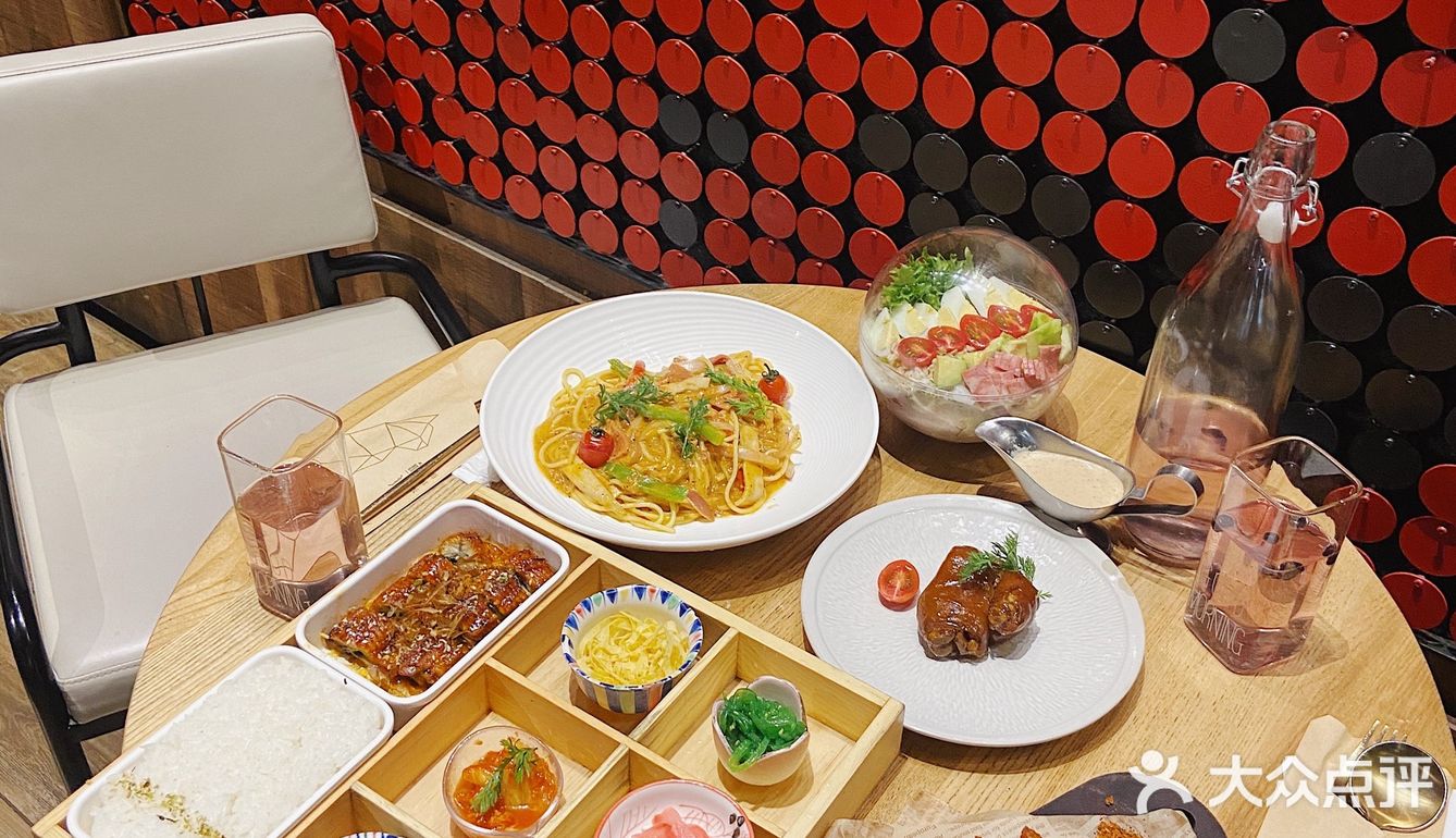 福州探店｜不陌生的老网红餐厅——『鲜猫』