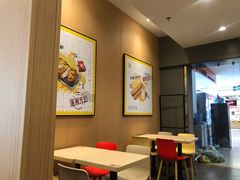 用餐区-永和大王(巨峰路店)