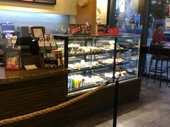 面包甜点陈列柜-星巴克(深圳龙华人民北店)
