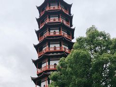-绳金塔