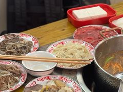 -乳仔牛牦牛汤锅 烤羊排(松潘古城店)
