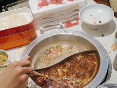 -嘎琉鲜切牛肉自助火锅