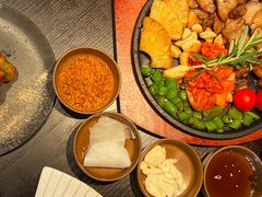 -Fuzzy Bistro 浮几韩餐·茶酒馆