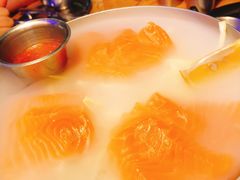 厚切三文鱼刺身-囧吉香生蚝牛排馆(湖北路店)