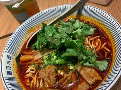 红烧肥肠面-遇见小面(凯德广场店)