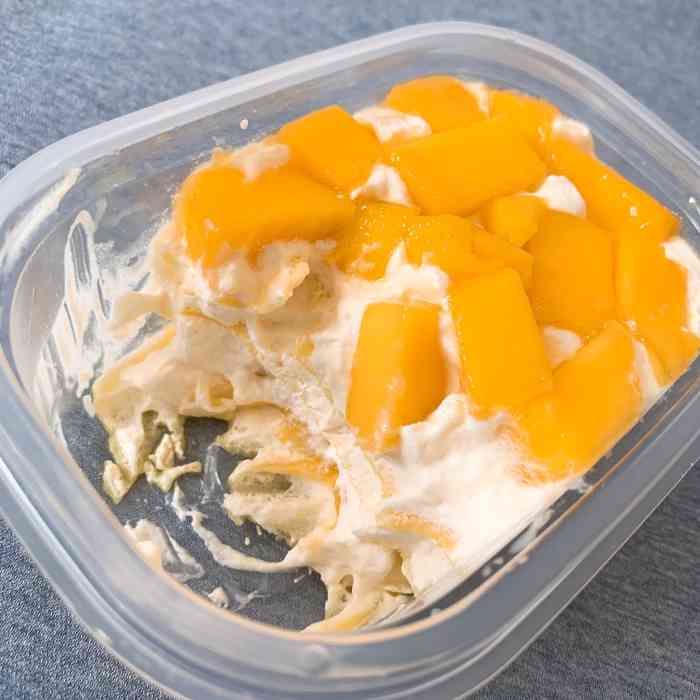 村上榴莲蛋糕-"突然馋甜品 买了两款雪媚娘尝试一下 袋子.