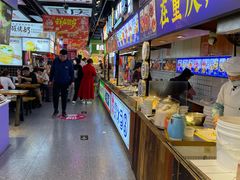 -八一好吃街·高品美食广场