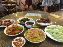 -岩保农家乐