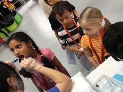 -岳辰齿科(浦东长泰店)