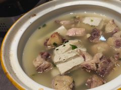 -香山湖家家宴(中山陵店)
