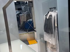 -福奈特洗衣洗鞋(宝华广场店)