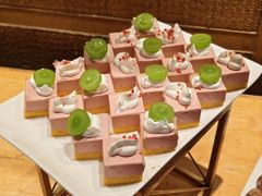 -上海龙之梦万丽酒店