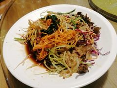 -山楂树融合菜餐厅