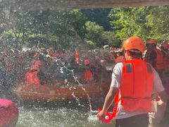 -雅鲁激流探险漂流