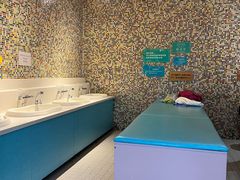 -Swim斯卫姆国际儿童游泳中心(红博中央公园店)