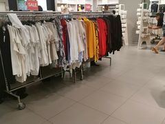 -H&M(鹏欣水游城店)