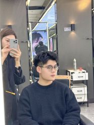 -藤野造型烫发染发