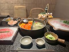 -三出山火锅(南京万象天地店)