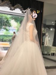 点击看大图 -艾米丽婚纱礼服