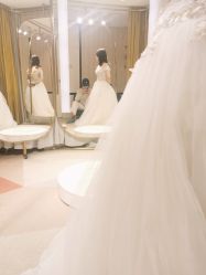 -LA GRACE高端婚纱礼服定制馆