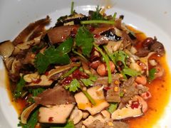 -费大厨辣椒炒肉(万家丽一店)