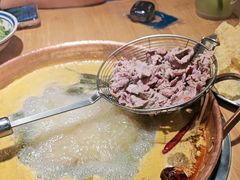 -洱火云南酸菜牛肉火锅(石景山当代商城店)